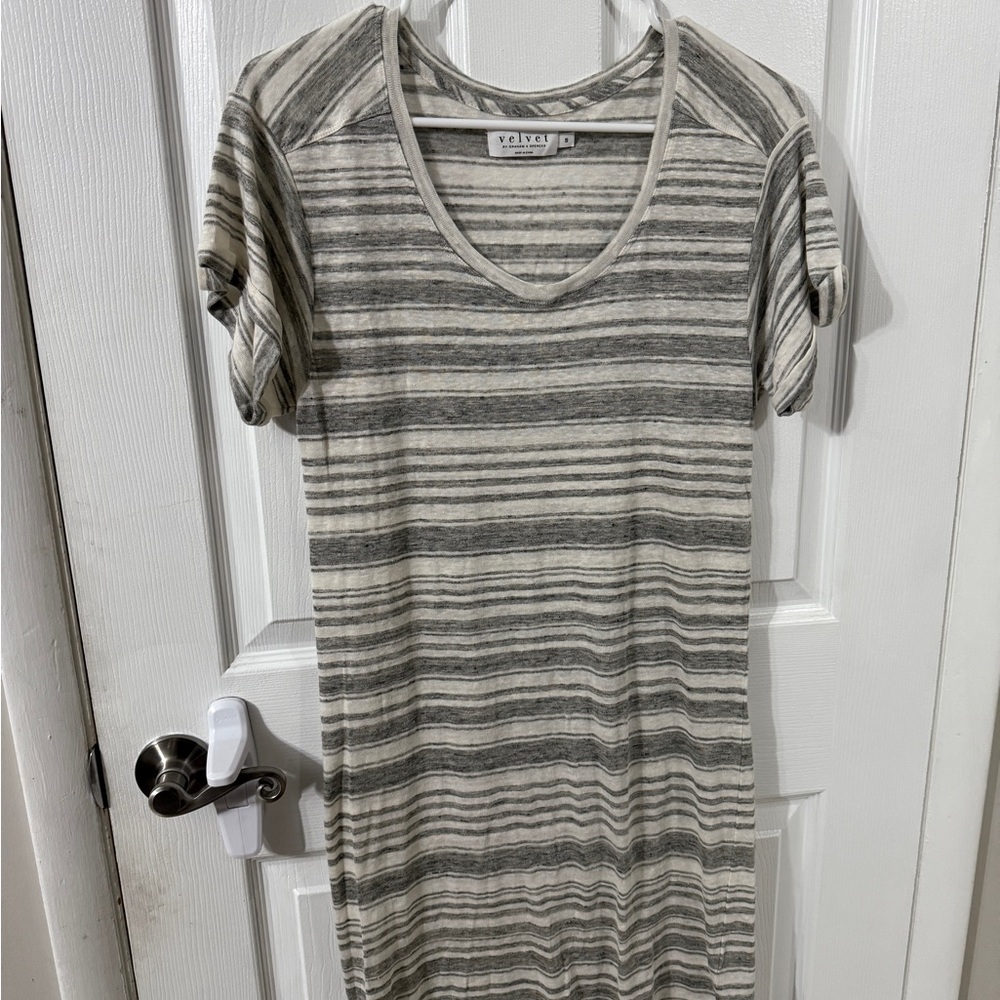 Velvet by Graham & Spencer Cream and Gray Striped Dress